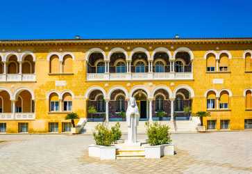 Wycieczka jednodniowa, Nikozja stolica dwóch Cyprów z Larnaki